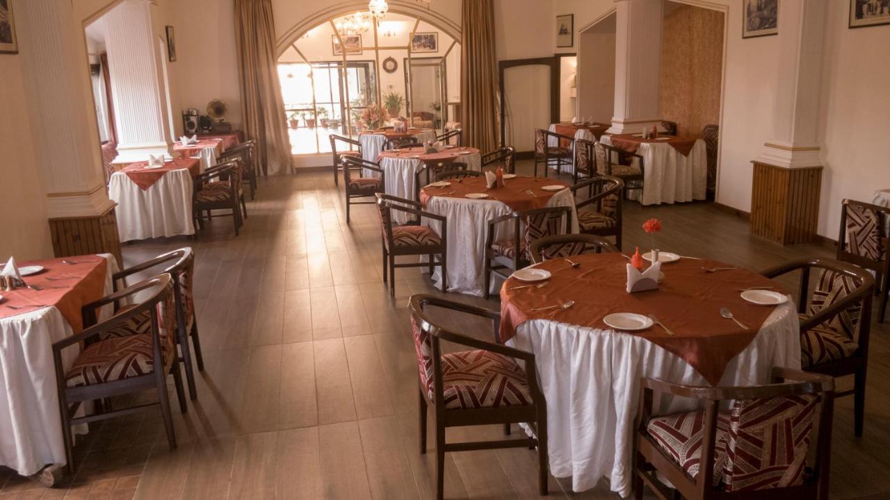 Royal Jardin Whistling Pines Resort Shimla Buitenkant foto