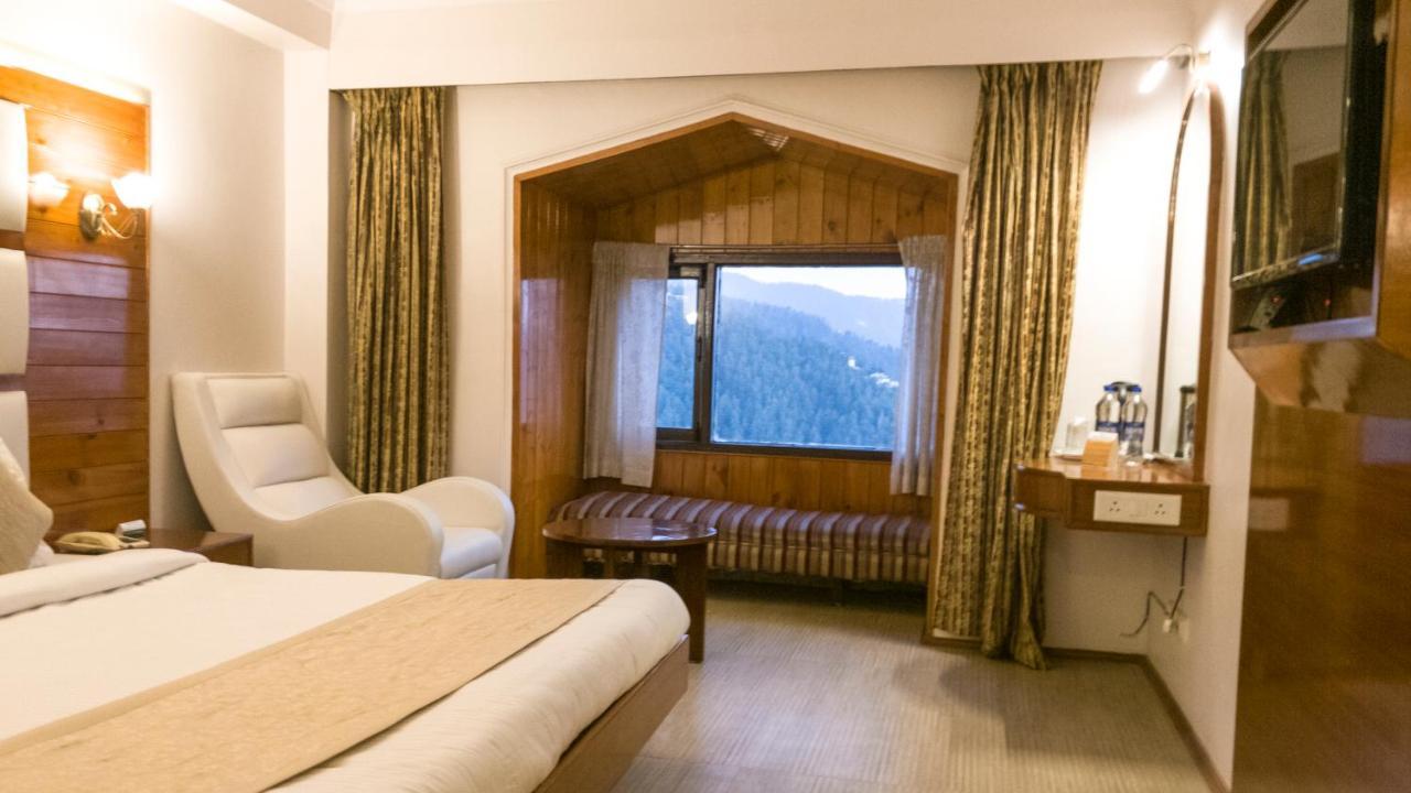 Royal Jardin Whistling Pines Resort Shimla Buitenkant foto